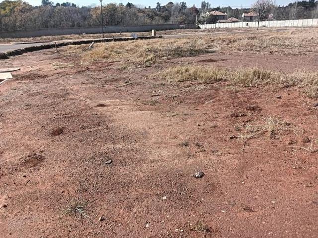 426 m² Land available in Raslouw