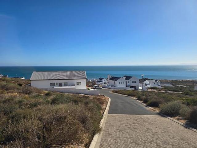 426 m² Land available in St Helena Views
