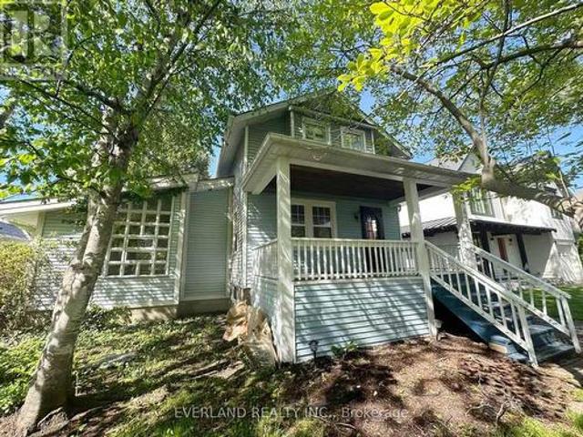 426 Reynolds Street, Oakville, ON, L6J 3M4 house for lease | Listing ID W13179 | Royal LePage