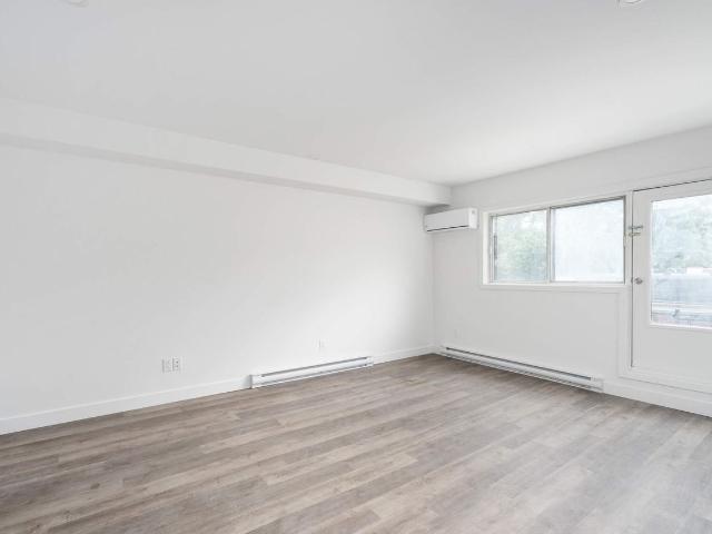 4275 Hochelaga 1 Bedroom Apartment for Rent at 4275 Rue Hochelaga, Montréal, QC H1V 1C1 Maisonneuve