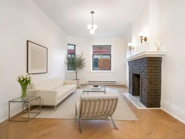 4278 Sherbrooke O Douek.ca | 4278 Sherbrooke St. West, Westmount