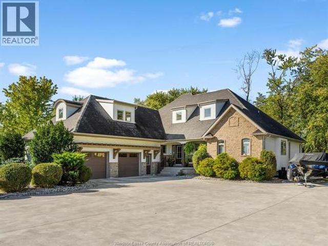 427 East Ruscom River, Lakeshore, ON, N0R 1S0 house for sale | Listing ID 26014 | Royal LePage