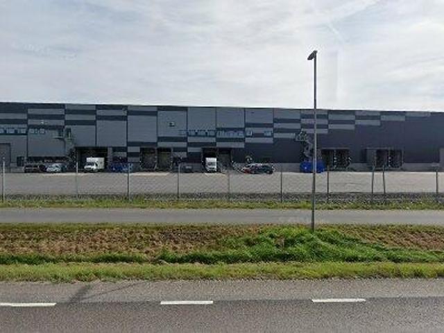 4280 m2 lager uthyres i Västra hisingen
