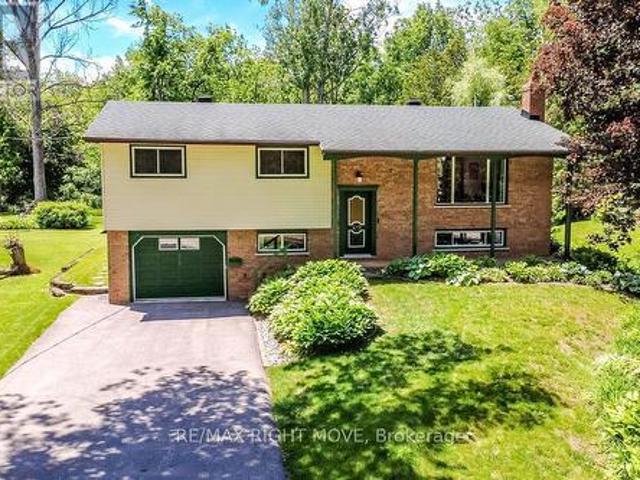 429 Bay Street, Orillia, ON, L3V 3X5 house for sale | Listing ID S13452 | Royal LePage