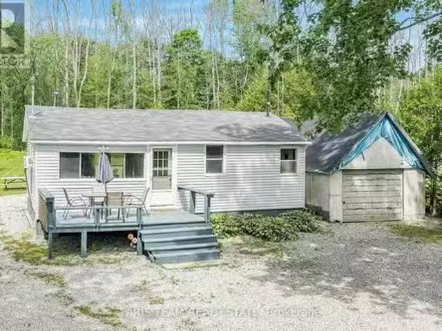 429 Robins Point Road, Tay, ON, L0K 2A0 house for sale List.