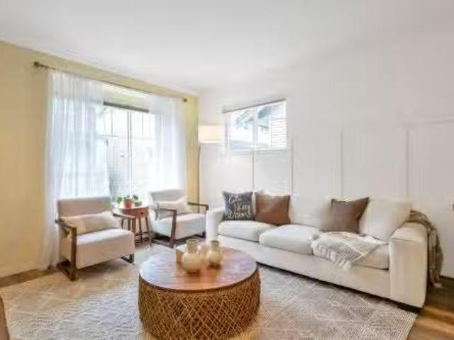 42 5839 Panorama Drive, Surrey, BC, V3S 0P4 townhouse for sa.