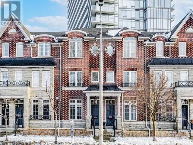 42 99 The Queensway, Toronto, ON, M6S 5B4 townhouse for lease | Listing ID W13582 | Royal LePage