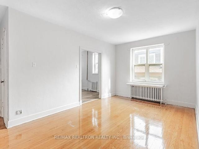 42 1 Mallory Gardens, Toronto | Leased, C12673 | Condos. Ca
