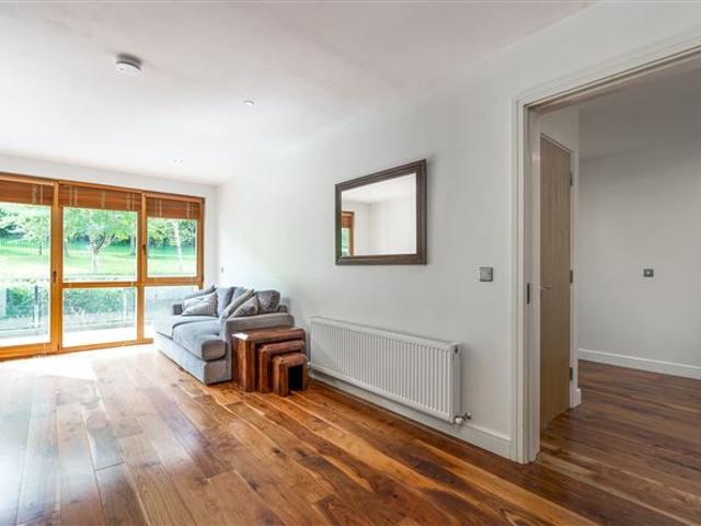 42 The Willow, Parkview, Dublin 18, Stepaside, Dublin 18, D18 W270, D18 W270