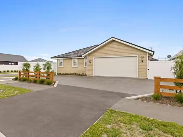 42 Timara Crescent, Marshland, NZ 8051 House for Sale