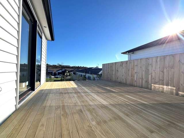 42 Tukutata Crescent, Milldale, Rodney