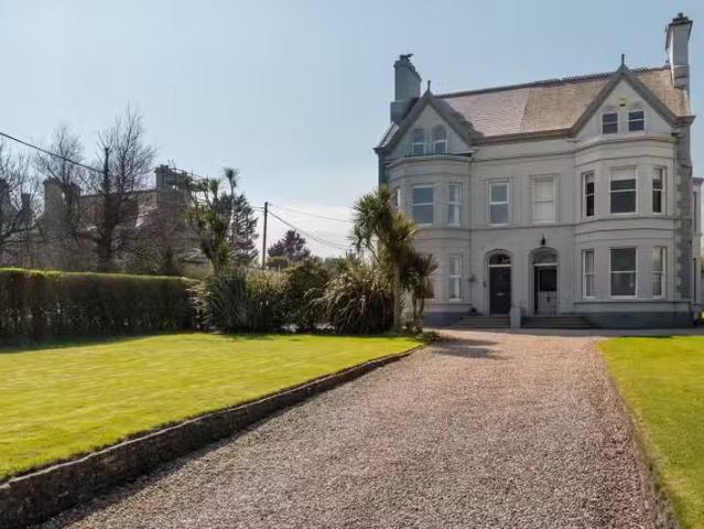 42 Warren Road