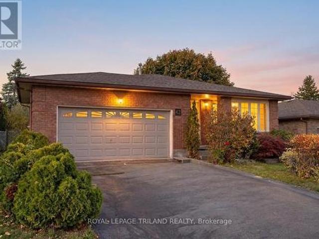 42 Applegreen Grove, London South N, ON, N6J 4K4 house for sale | Listing ID X13542 | Royal LePage
