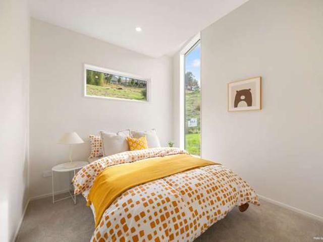 42 Ara Taha Crescent, Orewa, Rodney