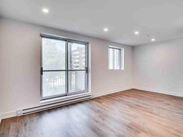 42 Bedard 2 Bedroom Apartment for Rent at 42 Rue Bédard, Gatineau, QC J8Y 5Z6 Hull/Quartier de I'Oree du Parc