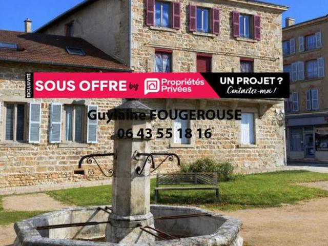 42 BOEN IMMEUBLE MIXTE LOUES, COMMERCES ET LOGEMENTS 420 m²