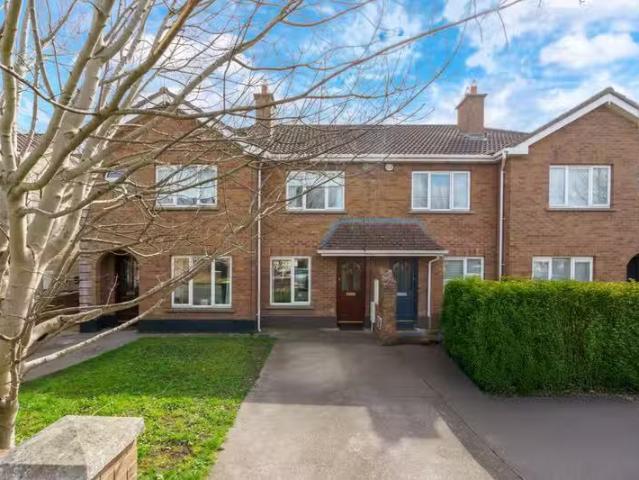 42 Broadfield Avenue, Broadfield Manor, Rathcoole, Co. Dublin.