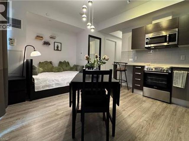42 Charles Street E Unit# 2206, Toronto, ON, M4Y 1N3 condo for sale | Listing ID 40816 | Royal LePage