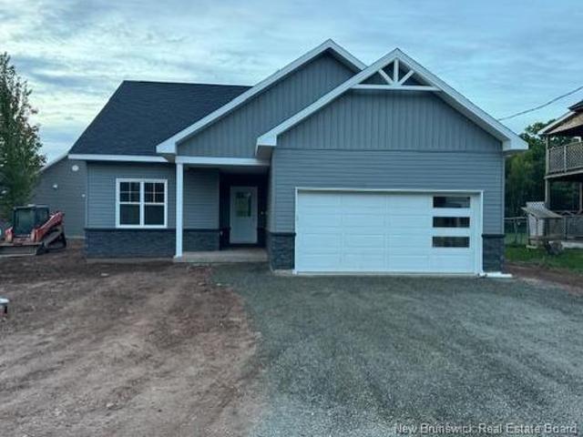 42 Connor St, Petitcodiac, NB, E4Z 4G2 house for sale | Listing ID NB105020 | Royal LePage