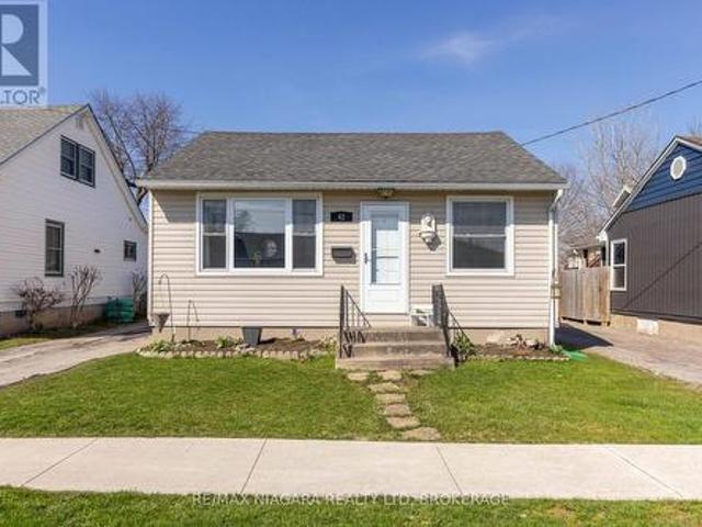 42 Douglas Street, Fort Erie Central, ON, L2A 3W5 house for sale | Listing ID X13681 | Royal LePage