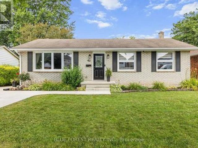 42 Dunwich Drive, St. Thomas, ON, N5R 4T9 house for sale | Listing ID X13587 | Royal LePage