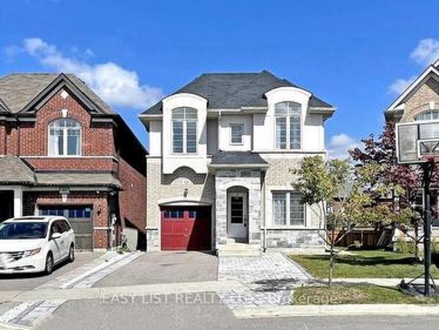 42 Foxberry Road, East Gwillimbury, ON, L9N 0P6 house for sale | Listing ID N12964 | Royal LePage