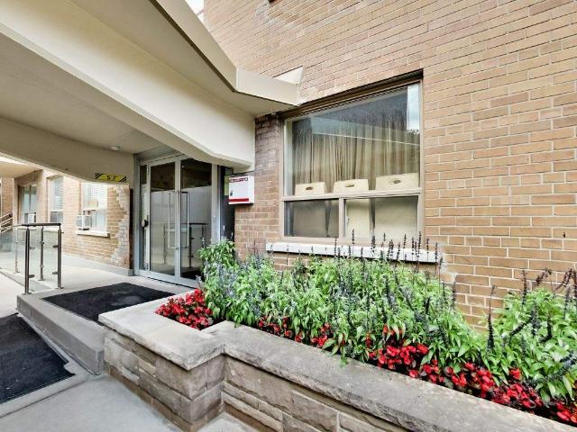 42 Glen Elm Avenue 2 Bedroom 2 Bathroom [object Promise] for Rent