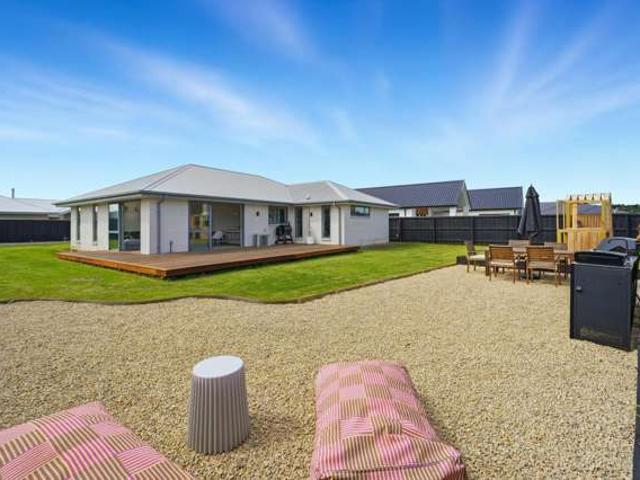 42 Grierson Avenue, Amberley Beach, Hurunui
