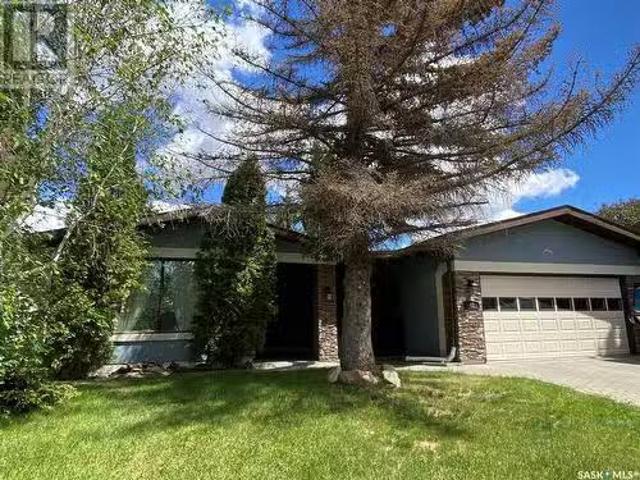 42 Hahn Crescent, Kindersley, SK, S0L 1S1 house for sale Li.