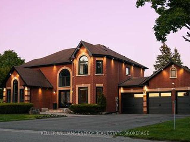 42 Mccauley Drive, Caledon, ON, L7E 0B3 house for sale | Listing ID W12046 | Royal LePage