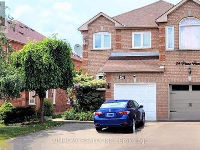 42 Piane Avenue, Brampton, ON, L6Y 4X9 house for sale | Listing ID W13161 | Royal LePage