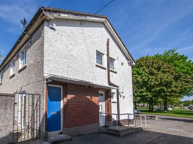 42 Rathvale Drive, Donaghmede, Dublin 13, D13 XN27