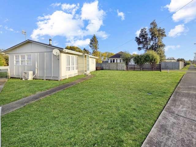 42 Seddon Street, 10643, Manawatu