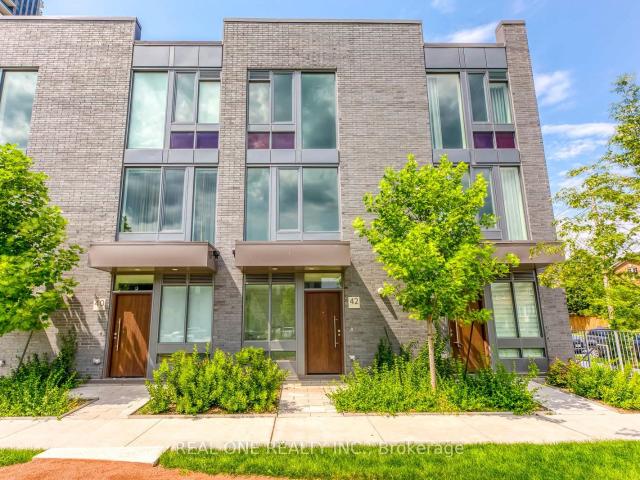 42 Sonic Way, North York | 3Beds/3Bath, Townhouse, $3,900/mo | Condos. Ca