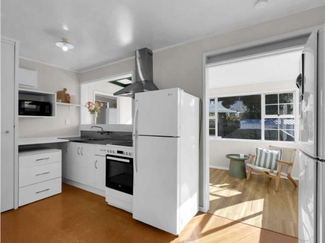 42B Wallis Street, Raglan, Waikato
