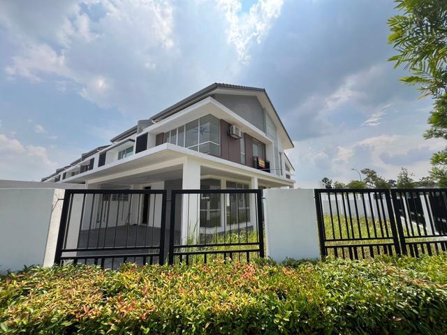 42x60 2 Sty CORNER LOT Garland 2 Blooming Kota Emerald Rawang