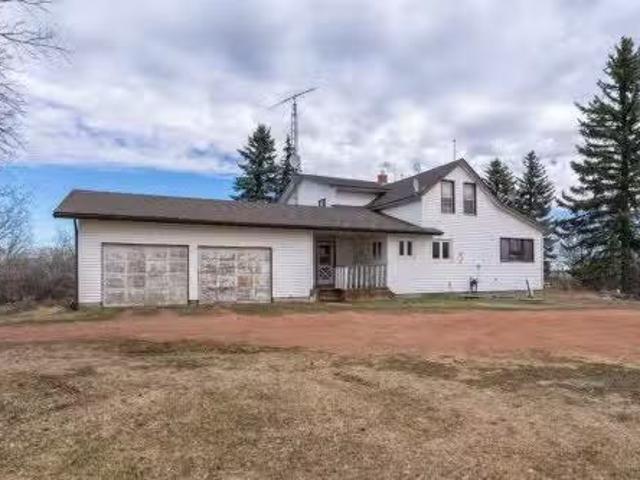 43040 Hwy 855, Rural Flagstaff County, AB, T0B 2M1 house for.