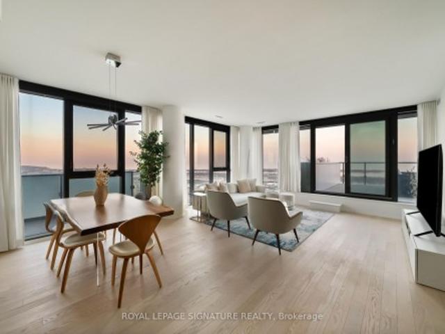 4304 16 Bonnycastle Street, Toronto, ON, M5A 4M6 Luxury Condo for sale | Listing ID C13528 | Royal LePage Carriage Trade Luxury Properties