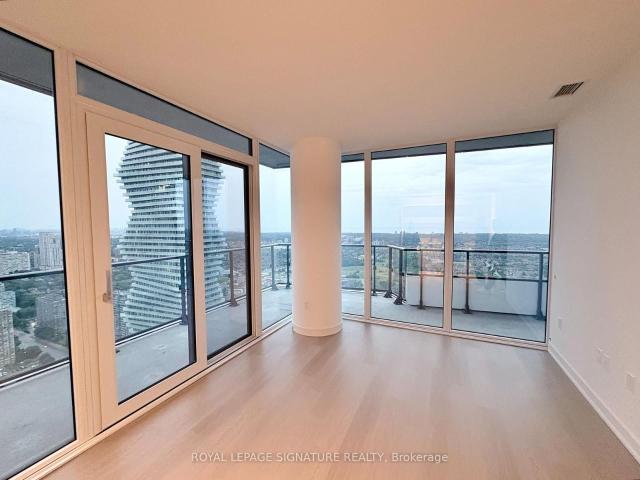 4308 Burnhamthorpe Road W, Mississauga | For Rent @ $2,700 | Condos. Ca