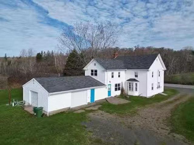 4308 Highway 2, Upper Economy, NS, B0M 1J0 house for sale L.