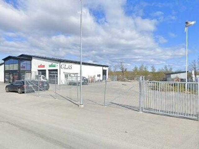 4300 m2 lager uthyres i Norrtälje