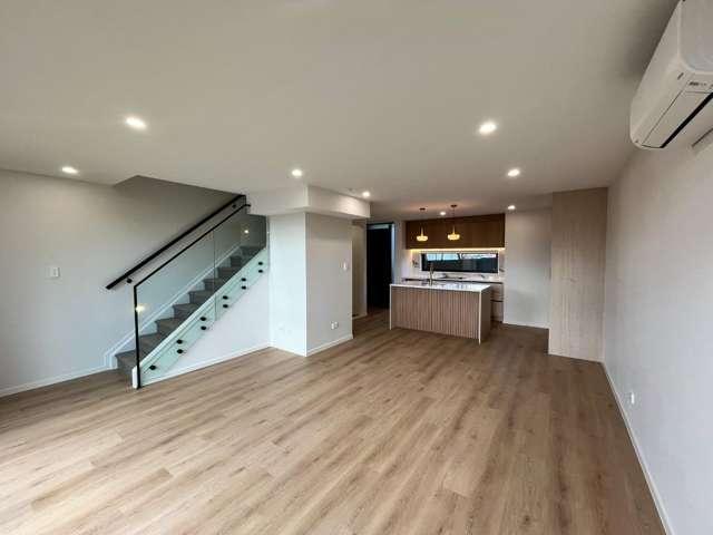 4/30 Crowther Street, 1644, Auckland City