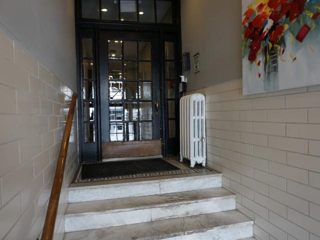430 Daly Ave. 2 Bedroom Apartment for Rent at 430 Daly Ave, Ottawa, ON K1N 6H4 Sandy Hill