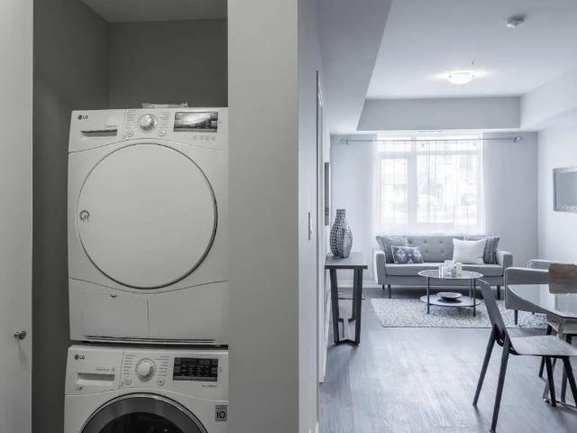 430 Ferndale Drive South 1 Bedroom Apartment for Rent at 430 Ferndale Dr S, Barrie, ON L4M 0L2 City Center