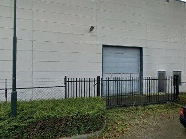 430 m2 office space for rent in Aalburg