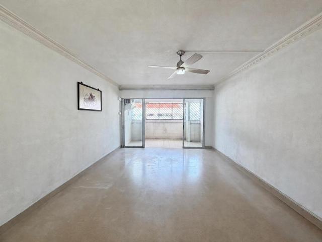 430 Tampines Street 41 HDB Apartment For Sale, $930,000, 4 Bed 2 Bath 1,539 sqft $604.00 psf