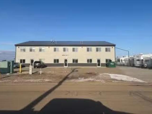 4314 41 Street, Camrose, AB, T4V 4E5 commercial for lease L.