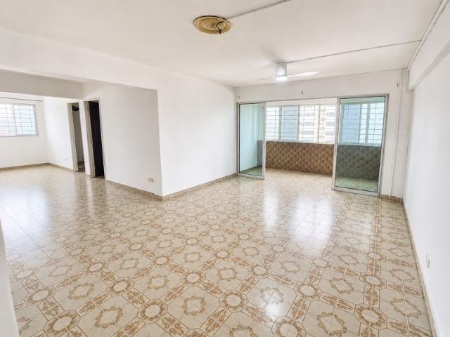 431 Ang Mo Kio Avenue 10 HDB Apartment For Sale, $876,000, 3 Bed 2 Bath 1,281 sqft $684.00 psf