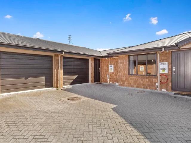 4/31 Jones Crescent