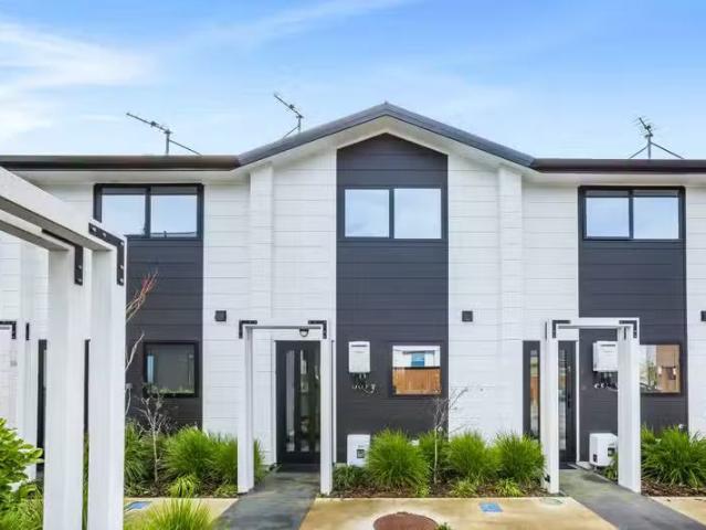 4/324 Oxford Terrace, Avalon, Lower Hutt City For Sale